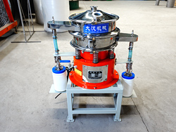 設(shè)計(jì)精巧耐用,網(wǎng)孔不堵塞、粉末不飛揚(yáng),雜質(zhì)、粗料自動排出